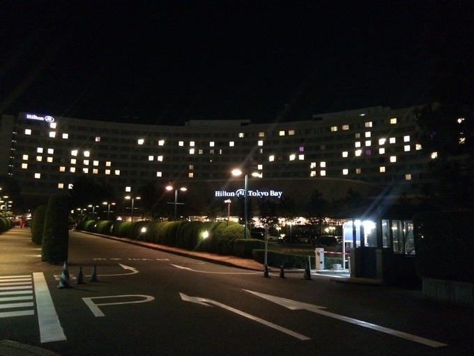 Hilton 夜景.jpg