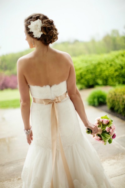 0602-wedding-dress-back_we.jpg