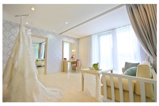 brides room