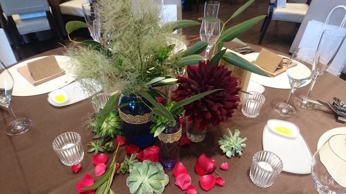 テーブル装花 おしゃれまとめの人気アイデア Pinterest Abcherry テーブル 装花 花 テーブル