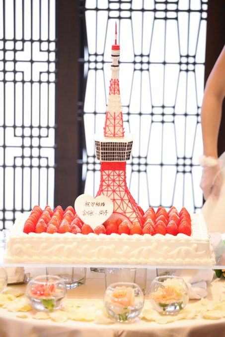 ｔｈｅ ｐｌａｃｅ ｏｆ ｔｏｋｙｏ ザ プレイス オブ トウキョウ のプランナーブログ ウエディングケーキにもこだわりを 結婚式場 ウエディング 挙式 ブライダル ゼクシィ
