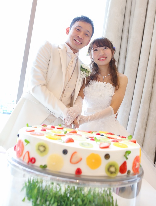 ハーバーテラス ｓａｓｅｂｏ迎賓館のプランナーブログ ウェディングケーキ入刀のアレンジ 結婚式場 ウエディング 挙式 ブライダル ゼクシィ