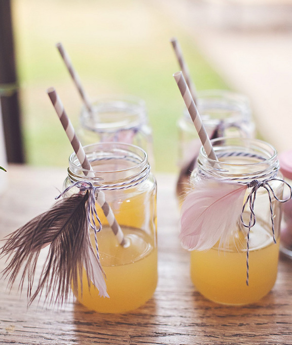 11-boho-chic-feather-mason-jar-drinks[1].jpg