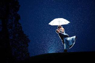 beautiful-bad-weather-wedding-photos-04.jpg