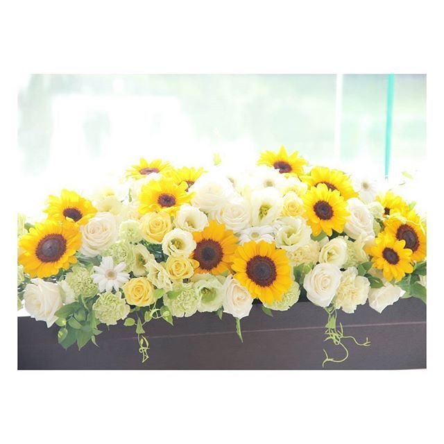 c30dffc2f694b78d4255a7f8e3316a2f--wedding-bride-sunflowers.jpg